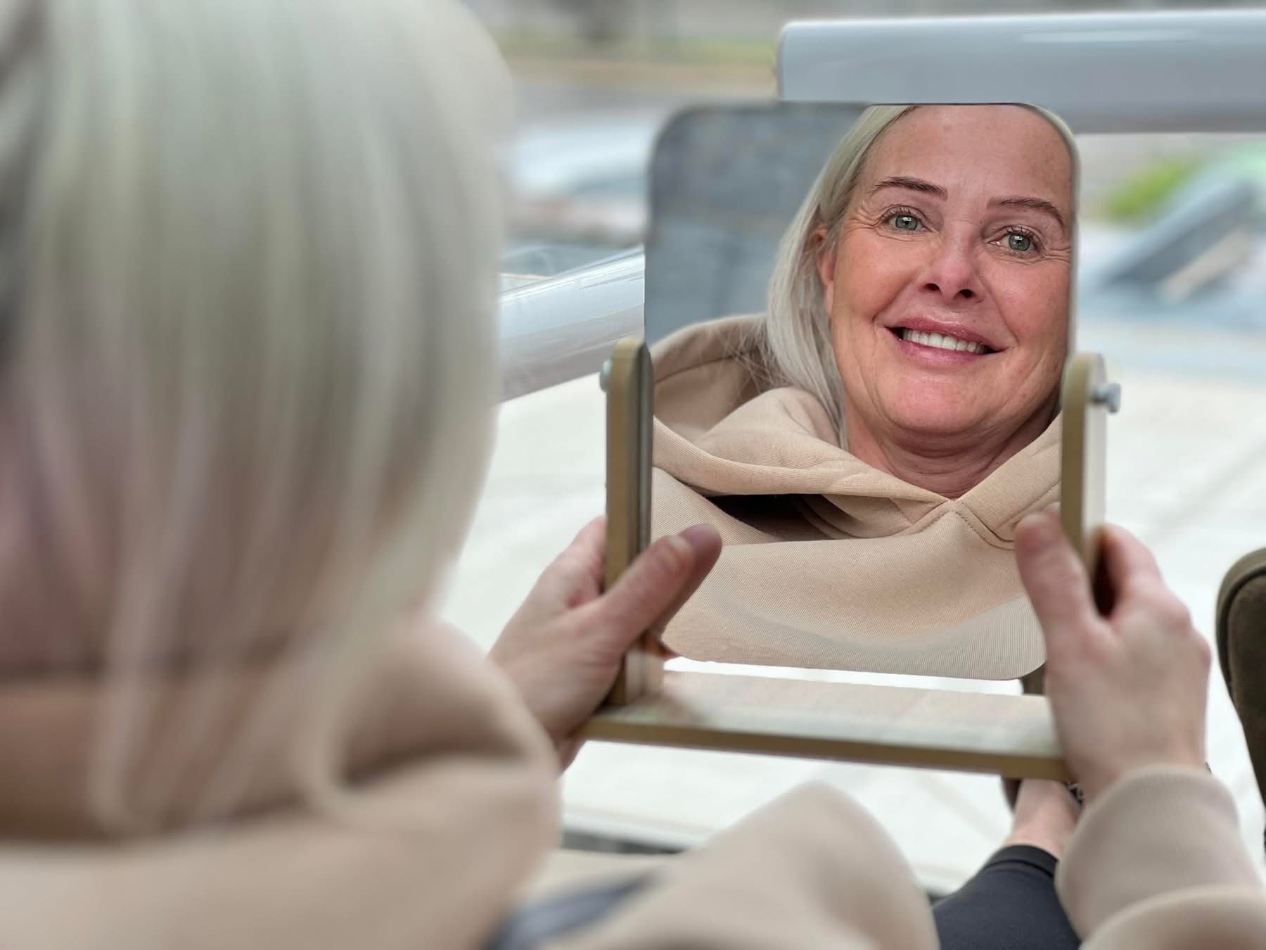 Hollywood Smile patient from Bath