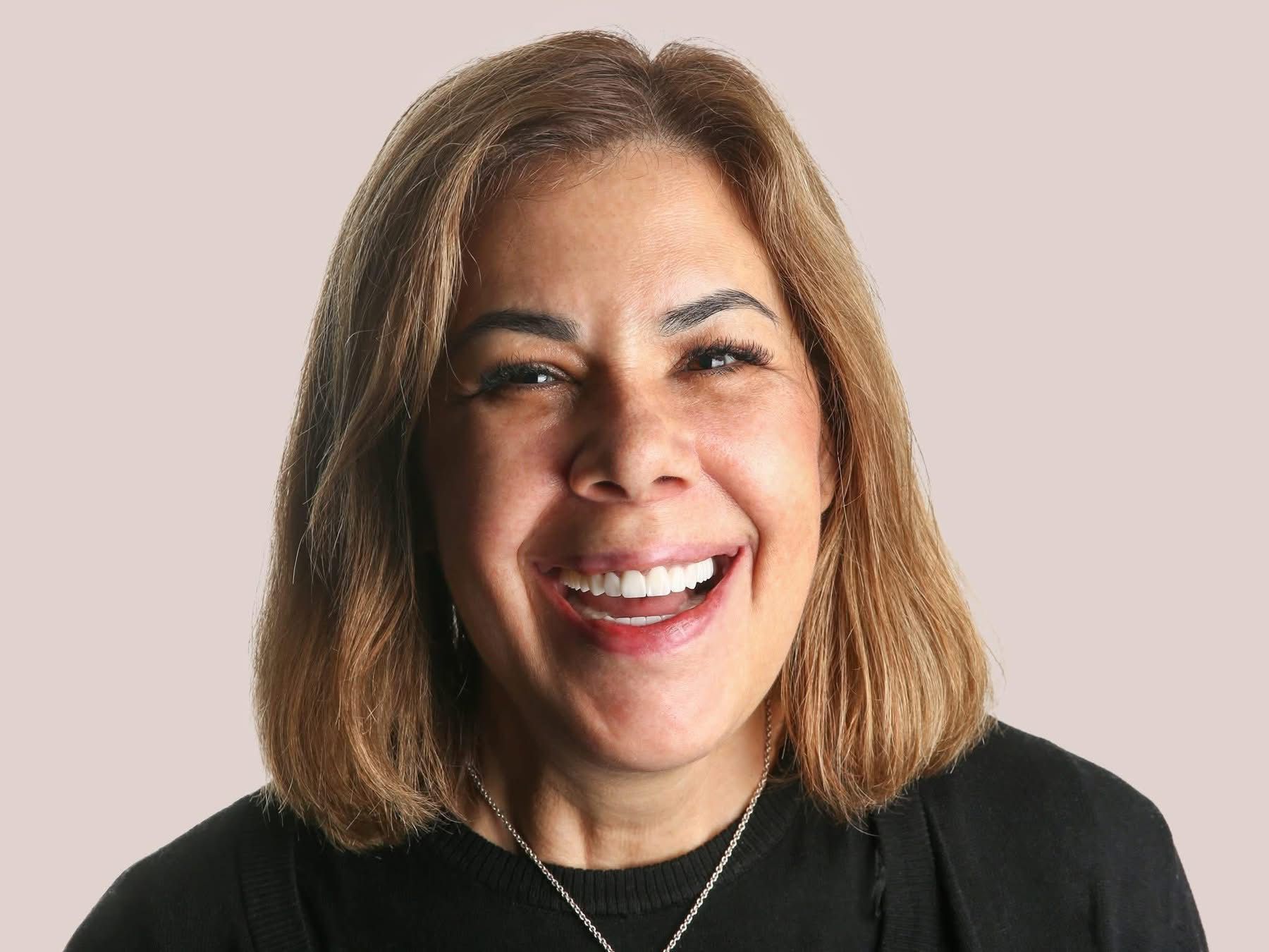Hollywood Smile patient from Cambridge